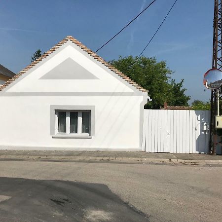 Golyashaz Apartman Kovagoors Exterior foto